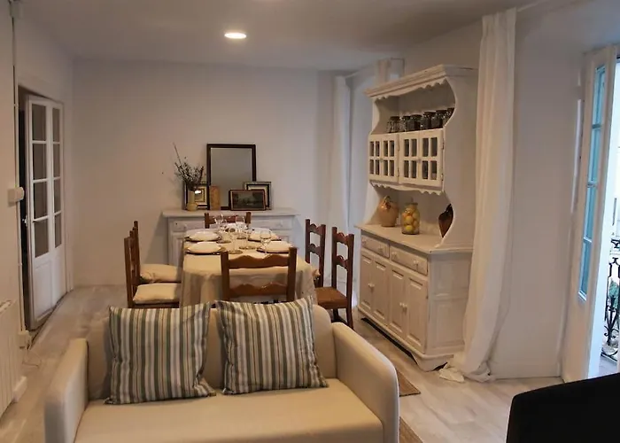 Sokaire De Urdaibai Junto A Mundaka * Sukarrieta